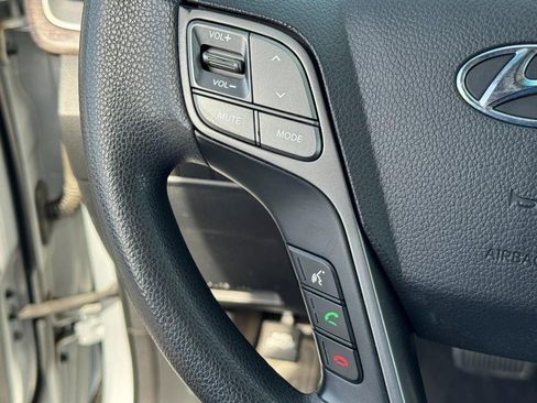 Used 2018 Hyundai Santa Fe Sport image 17