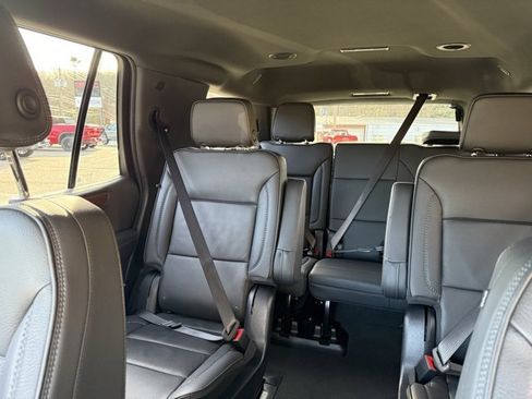Used 2025 GMC Yukon Denali image 16
