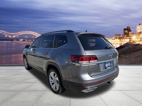 Certified 2023 Volkswagen Atlas SE image 3