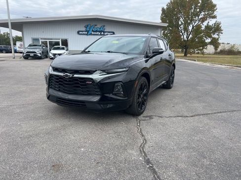 Used 2019 Chevrolet Blazer RS image 2