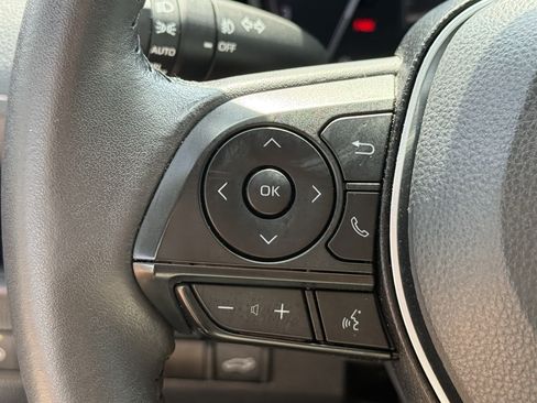Used 2025 Toyota RAV4 XLE Premium FWD image 16