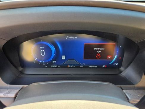Used 2021 Ford Explorer Platinum w/ Equipment Group 601A AWD/4WD image 33