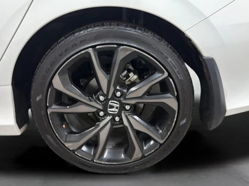 Used 2020 Honda Civic Sport image 26
