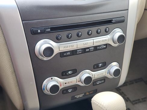 Used 2012 Nissan Murano LE w/ Platinum Pkg image 24