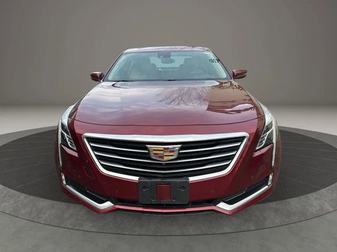 Used 2017 Cadillac CT6 Luxury image 2