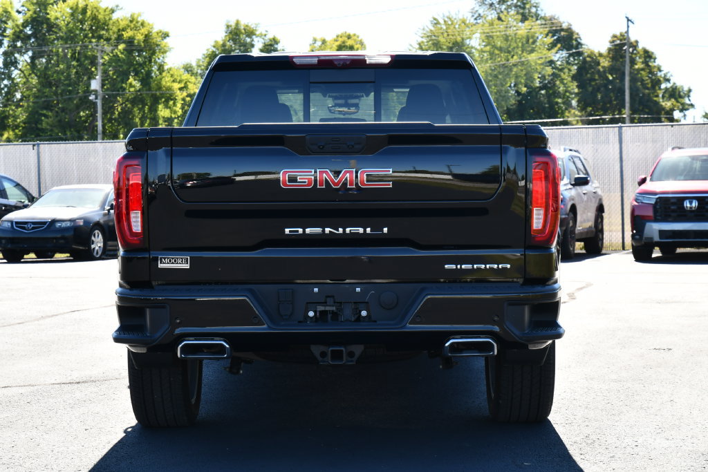 Used 2025 GMC Sierra 1500 Denali w/ Denali Reserve Package AWD/4WD image 6