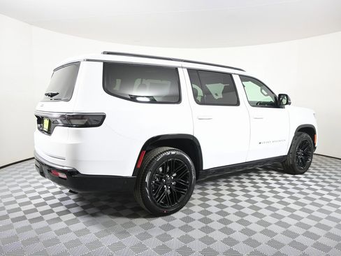 New 2026 Jeep Grand Wagoneer Limited image 6