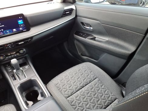 Used 2026 Nissan Kicks SV FWD image 13