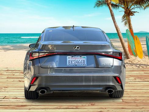 Used 2021 Lexus IS 300 w/ Accessory Package 2 image 5