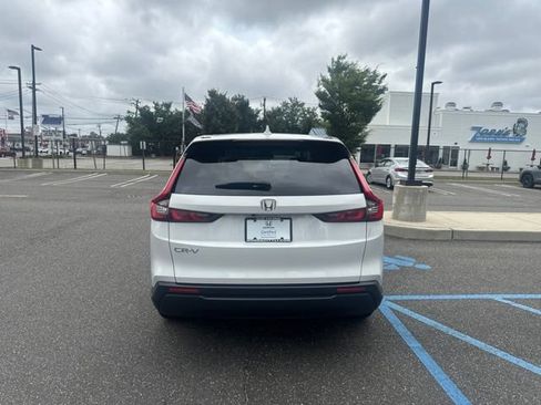 Used 2023 Honda CR-V EX image 7