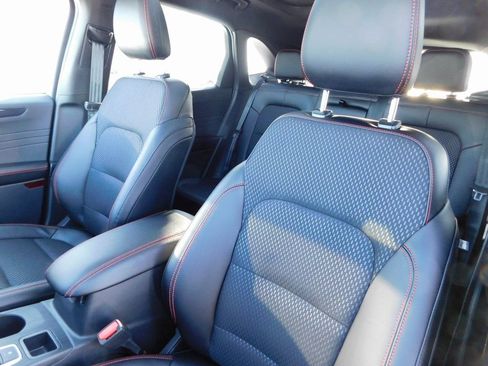 New 2026 Ford Escape ST-Line w/ Tech Pack #1 image 16