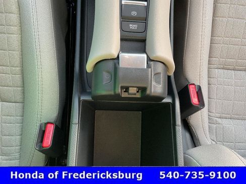 Used 2026 Honda HR-V LX image 39