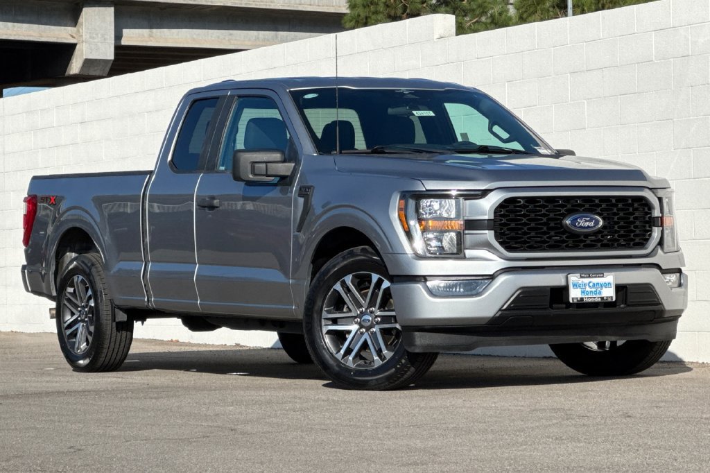 Used 2023 Ford F150 XL w/ STX Appearance Package RWD image 2