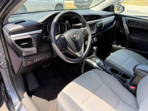 Used 2016 Toyota Corolla L FWD image 12