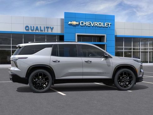 New 2026 Chevrolet Traverse RS w/ LPO, Floor Liner Package FWD image 5