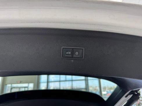 Used 2018 Audi Q5 2.0T Premium Plus w/ Premium Plus Package AWD/4WD image 53