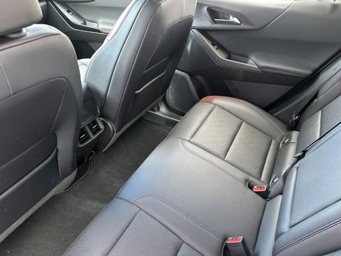 Used 2026 Chevrolet Equinox RS image 4