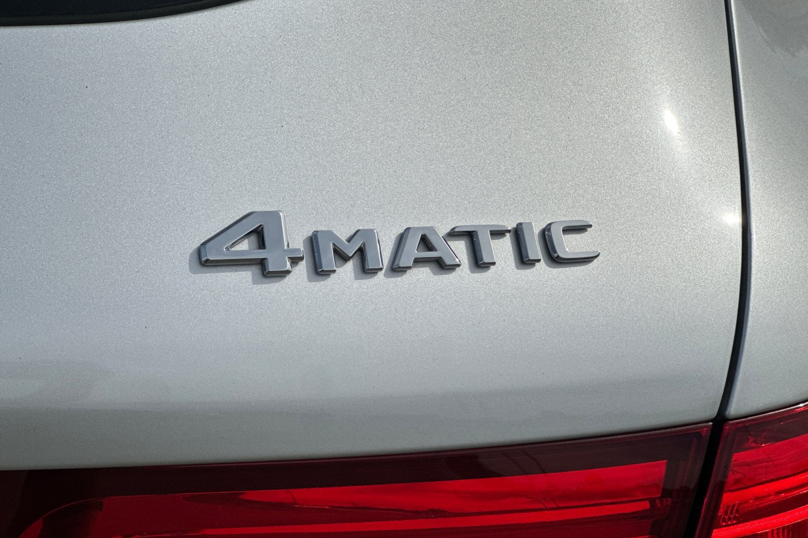 Used 2019 Mercedes-Benz GLC 300 4MATIC image 12
