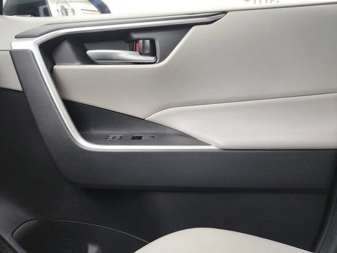 Used 2023 Toyota RAV4 XLE Premium FWD image 68
