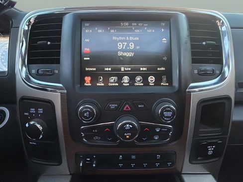 Used 2014 RAM 3500 Laramie image 29