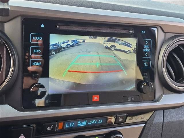 Used 2016 Toyota Tacoma Limited w/ Towing Package RWD image 10