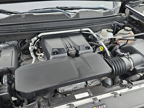 Used 2024 Chevrolet Colorado ZR2 w/ ZR2 Convenience Package III image 38