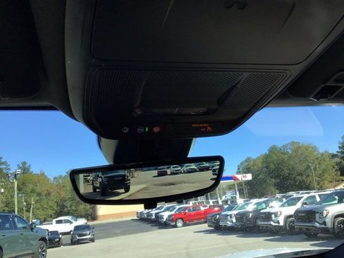 New 2026 Chevrolet Equinox ACTIV w/ Convenience Package III image 14