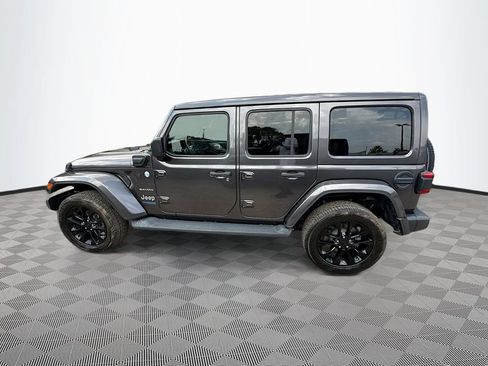 Used 2021 Jeep Wrangler Unlimited Sahara w/ Cold Weather Group AWD/4WD image 9