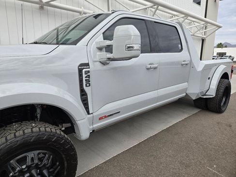 Used 2025 Ford F450 Platinum AWD/4WD image 16