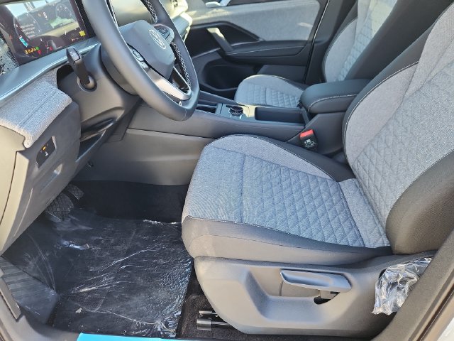 New 2026 Volkswagen Tiguan S AWD/4WD image 7