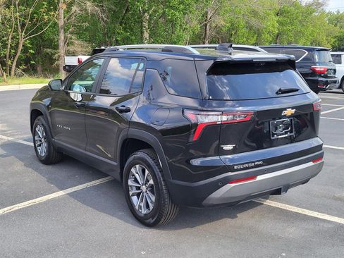Used 2025 Chevrolet Equinox LT w/ Convenience Package II image 6