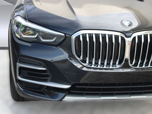 Used 2023 BMW X5 xDrive40i image 11