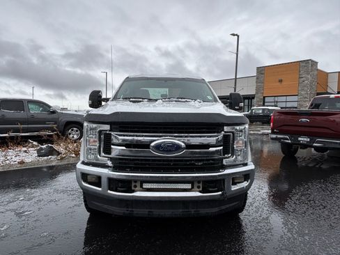 Used 2019 Ford F350 XLT w/ FX4 Off-Road Package AWD/4WD image 2