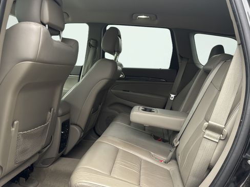 Used 2013 Jeep Grand Cherokee Altitude AWD/4WD image 14