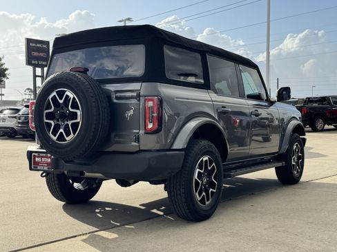 Used 2024 Ford Bronco Outer Banks AWD/4WD image 8