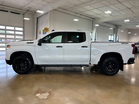 Used 2023 Chevrolet Silverado 1500 LT Trail Boss w/ Protection Package AWD/4WD image 4