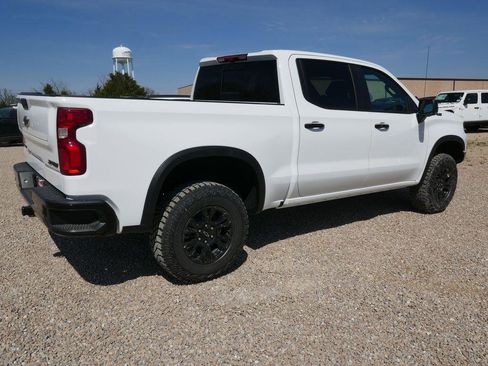 New 2026 Chevrolet Silverado 1500 ZR2 w/ Dark Appearance Package AWD/4WD image 4
