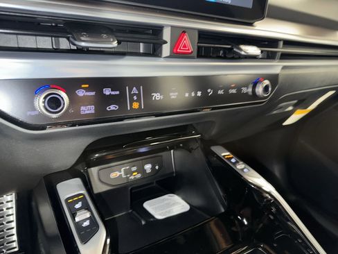 New 2026 Kia Sorento SX Prestige image 24