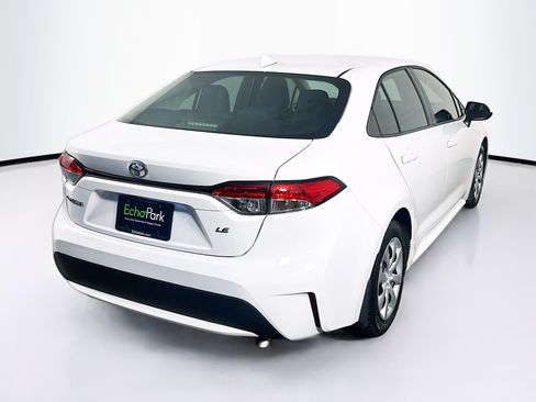 Used 2020 Toyota Corolla LE FWD image 9