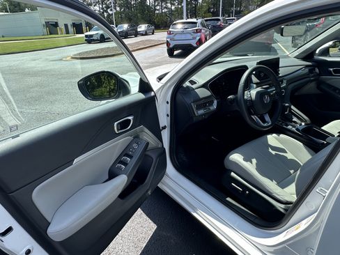 Used 2024 Acura Integra FWD image 14
