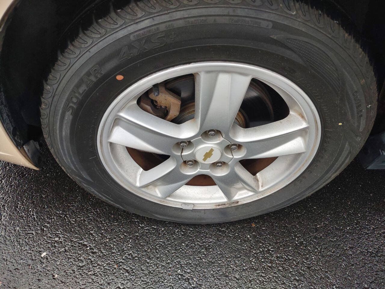 Used 2005 Chevrolet Malibu LS FWD image 29