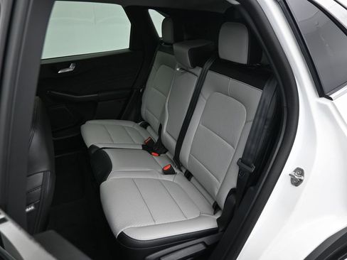 New 2025 Ford Escape SE image 20