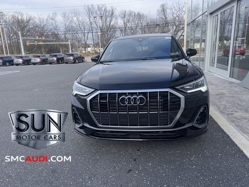 Certified 2025 Audi Q3 2.0T Premium Plus w/ Premium Plus Package image 31