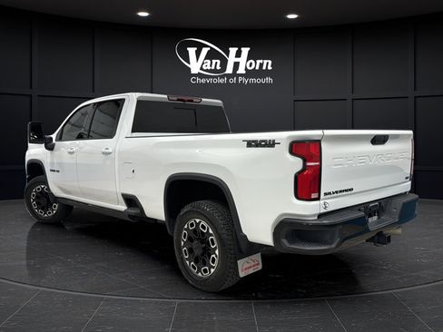 Used 2025 Chevrolet Silverado 3500 LTZ w/ Trail Boss Package AWD/4WD image 5
