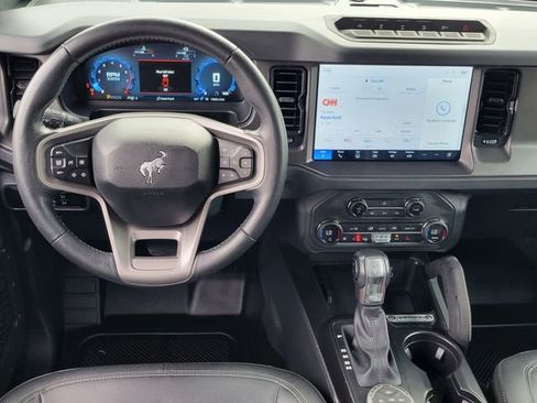 Certified 2025 Ford Bronco Badlands image 4