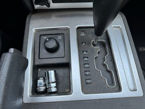 Used 2007 Dodge Nitro SLT image 14