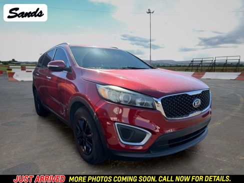 Used 2017 Kia Sorento LX FWD image 1