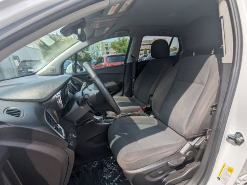 Used 2020 Chevrolet Trax LS w/ Tint and Cruise Package FWD image 17