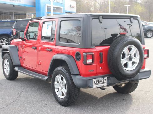 Used 2020 Jeep Wrangler Unlimited Sport image 5