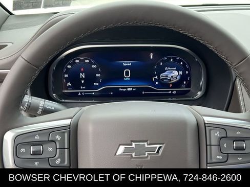 Certified 2024 Chevrolet Suburban Z71 w/ Luxury Package image 14